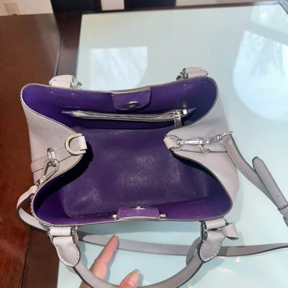 Michael Kors Greenwich Saffiano Leather Bucket Bag Grey/Purple, Arm & Crossbody - Picture 4 of 15